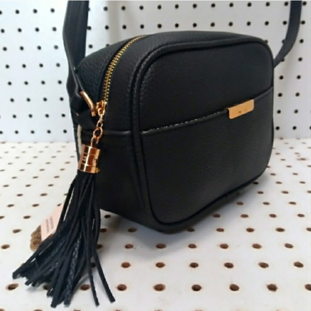 Women’s New Black Crossbody Bag | Camera style Bag | Dimension : L8 × H6"×W3"